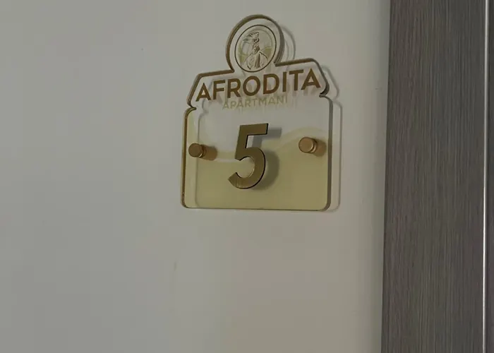 Afrodita 5